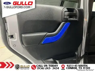 Jeep Wrangler Unlimited 2015 4x4 Sport 4p SUV