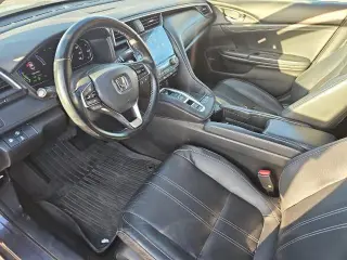 Honda Insight 2019 Touring 4dr Sedán