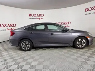 Honda Civic 2017 LX 4dr Sedan CVT