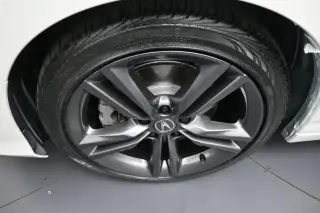 Acura Integra 2024 4dr Liftback CVT con Tecnología y Paquete A-SPEC