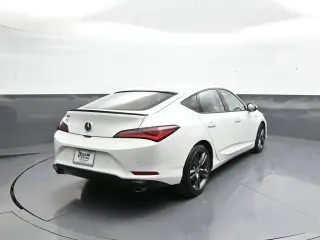 Acura Integra 2024 4dr Liftback CVT con Tecnología y Paquete A-SPEC