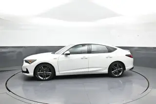 Acura Integra 2024 4dr Liftback CVT con Tecnología y Paquete A-SPEC