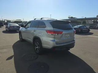 Toyota Highlander 2018 LE 4dr SUV (3.5L V6)