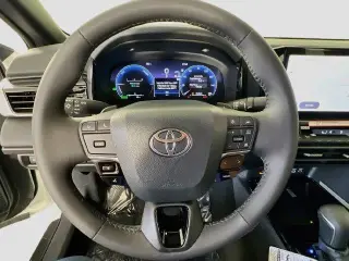Toyota Camry 2026 SE 4dr Sedan