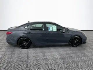 Toyota Camry 2026 SE 4dr Sedan