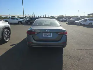 Nissan Sentra 2020 S 4dr Sedán