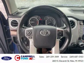 Toyota Tundra 2015 4x4 Limited 4dr CrewMax Cab Pickup SB (5.7L V8 FFV)