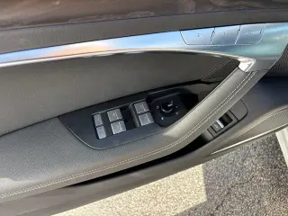 Audi A6 2019 AWD quattro Prestige 55 TFSI Sedán 4p