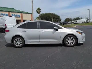 Toyota Corolla 2025 LE 4dr Sedan