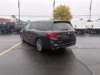 Honda Odyssey 2025 Touring 4dr Mini-Van