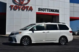 Toyota Sienna 2020 AWD XLE Premium 7-Pasajeros 4dr Mini-Van