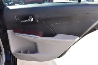 Toyota Camry 2014 XLE 4dr Sedan