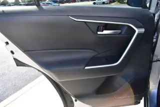 Toyota RAV4 2024 AWD XLE 4dr SUV