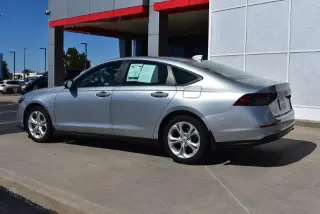 Honda Accord 2024 LX 4dr Sedán