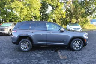 Jeep Grand Cherokee 2024 4x4 Trailhawk 4xe SUV de 4 puertas