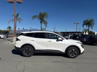 Kia Sportage 2023 LX 4p SUV