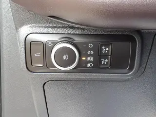Ford Explorer 2025 AWD Platinum 4dr SUV