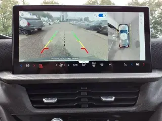 Ford Explorer 2025 AWD Platinum 4dr SUV
