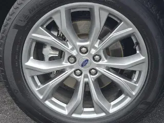 Ford Explorer 2024 4x4 XLT 4p SUV
