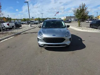 Ford Escape 2022 4x4 SE 4p SUV