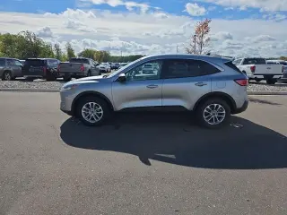 Ford Escape 2022 4x4 SE 4p SUV