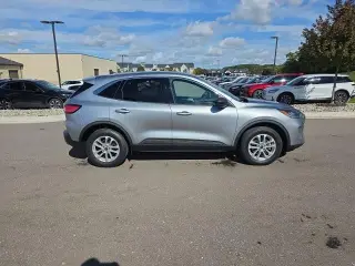 Ford Escape 2022 4x4 SE 4p SUV
