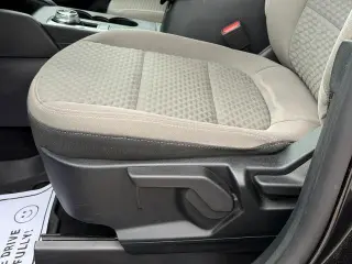 Ford Escape Plug-In Hybrid 2021 SE 4dr SUV