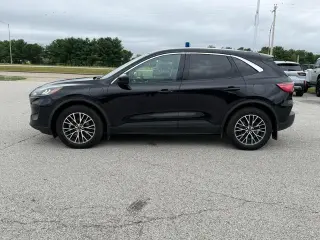 Ford Escape Plug-In Hybrid 2021 SE 4dr SUV
