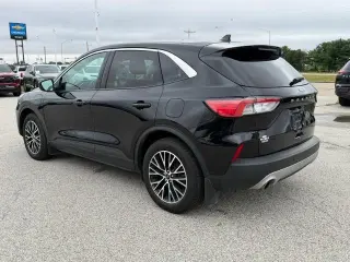 Ford Escape Plug-In Hybrid 2021 SE 4dr SUV