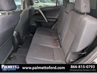 Toyota RAV4 2017 XLE 4p SUV