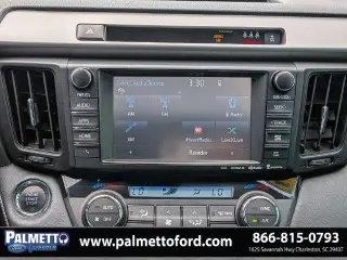 Toyota RAV4 2017 XLE 4p SUV