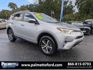 Toyota RAV4 2017 XLE 4p SUV