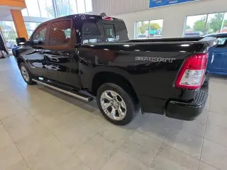 Ram 1500 2021 4x4 Big Horn 4dr Crew Cab 5.6 ft. SB Pickup