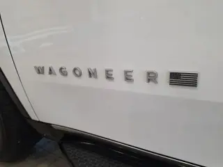 Jeep Wagoneer L 2023 4x4 Serie II 4p SUV