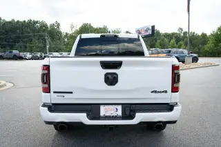 Ram 1500 2023 4x4 Big Horn 4p Cab Camioneta de 5.6 ft. SB