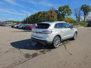 Lincoln Nautilus 2019 AWD Select 4dr SUV