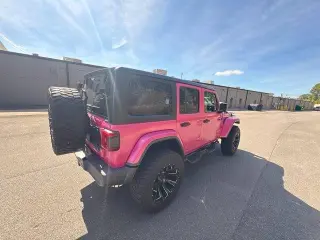 Jeep Wrangler Unlimited 2018 4x4 Sport 4p SUV (lanzamiento a mitad del año)