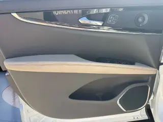 Lincoln Nautilus 2023 Reserve 4dr SUV