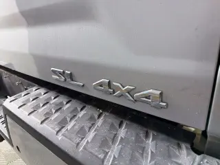 Nissan Titan XD 2020 4x4 SL 4dr Crew Cab 6.6 ft. LB
