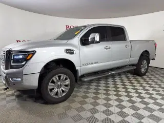 Nissan Titan XD 2020 4x4 SL 4dr Crew Cab 6.6 ft. LB