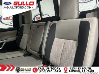 Nissan Titan 2023 4x4 SV 4p Crew Cab 5.6 ft. CB