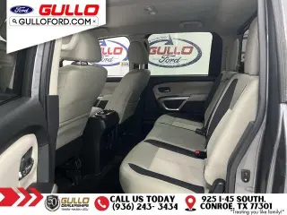 Nissan Titan 2023 4x4 SV 4p Crew Cab 5.6 ft. CB
