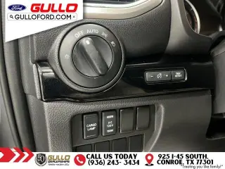 Nissan Titan 2023 4x4 SV 4p Crew Cab 5.6 ft. CB