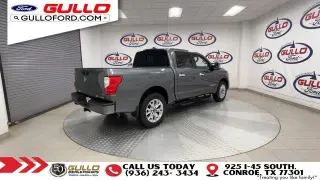 Nissan Titan 2023 4x4 SV 4p Crew Cab 5.6 ft. CB