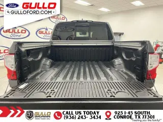 Nissan Titan 2023 4x4 SV 4p Crew Cab 5.6 ft. CB