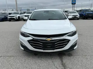 Chevrolet Malibu 2024 LT 4dr Sedan con 1LT