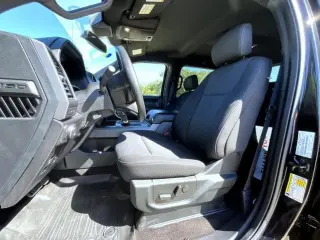 Ford F-150 2020 4x4 XLT 4p SuperCrew 6.5 ft. CB