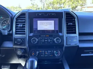 Ford F-150 2020 4x4 XLT 4p SuperCrew 6.5 ft. CB