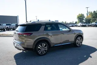 Nissan Pathfinder 2023 Platinum 4dr SUV