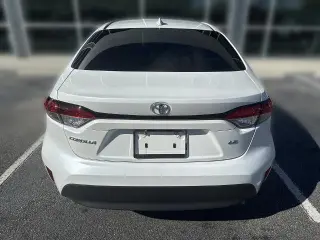 Toyota Corolla 2026 LE Sedán de 4 puertas